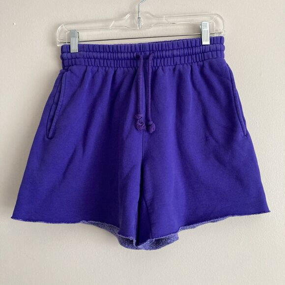 TNA ARITZIA Cozy Fleece Sweat Shorts Boyfriend Fit Purple Womens Small Leisure - Picture 1 of 9